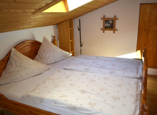 Schlafzimmer1