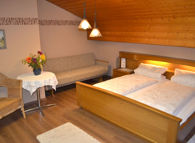 Schlafzimmer2